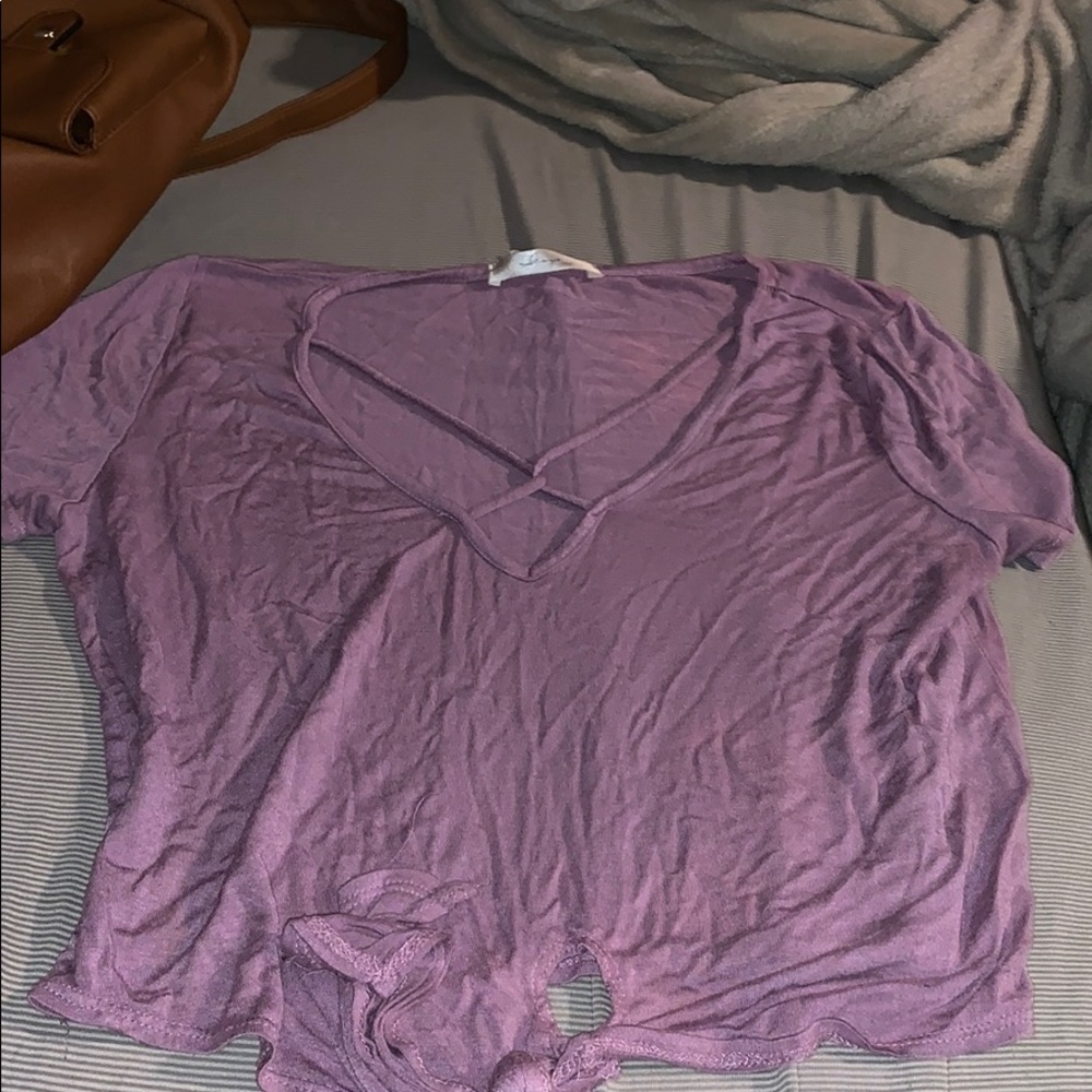 Purple crossed crop tol